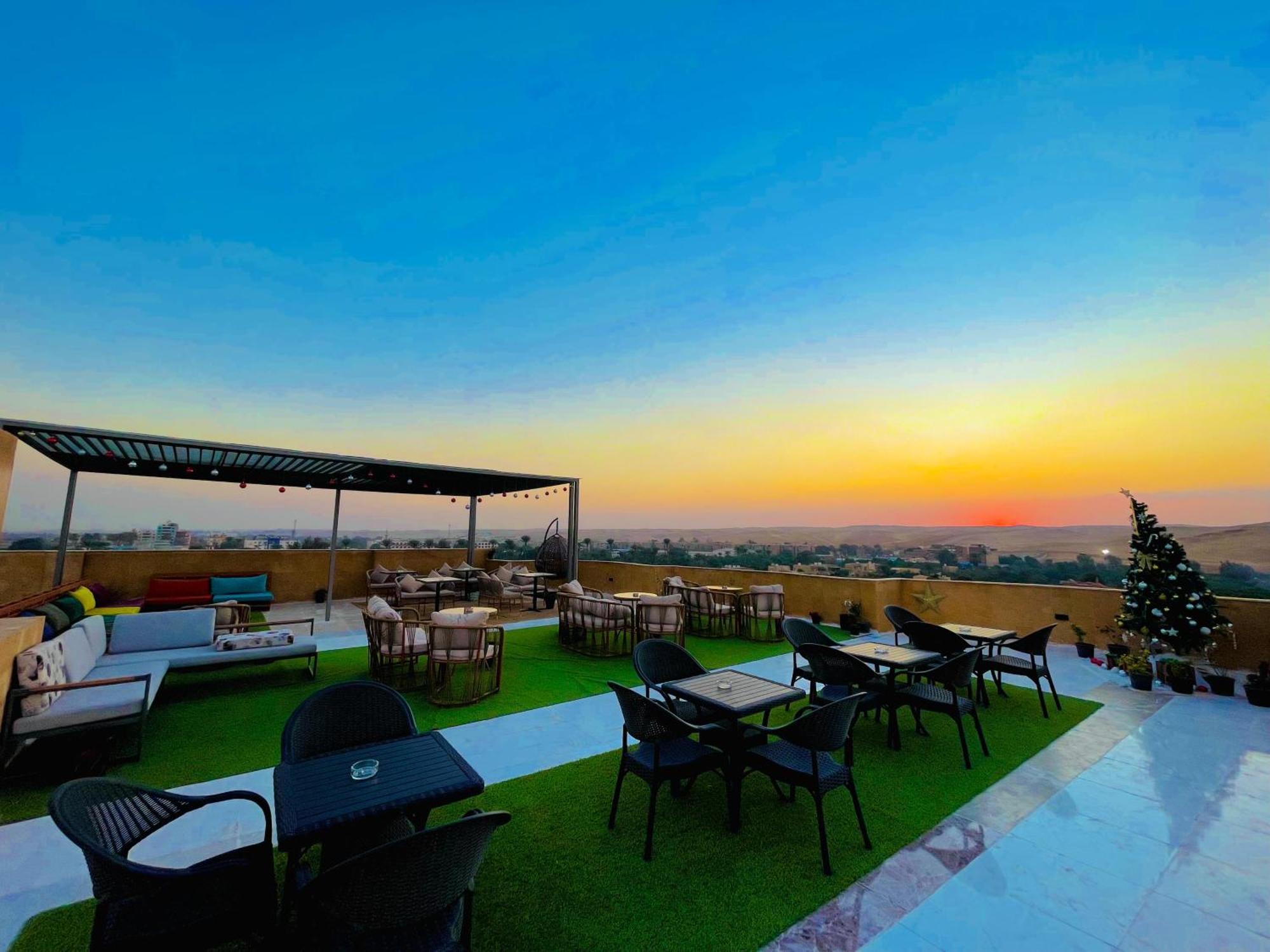Kafret el-Gabal Palm Pyramids View Hotel מראה חיצוני תמונה